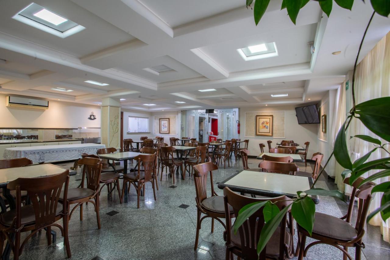 Hotel Apollo Uberlândia エクステリア 写真