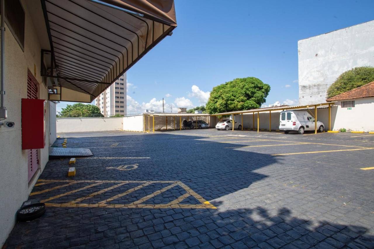 Hotel Apollo Uberlândia エクステリア 写真