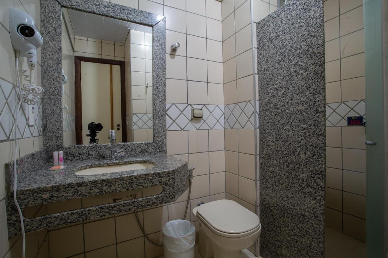 Hotel Apollo Uberlândia エクステリア 写真
