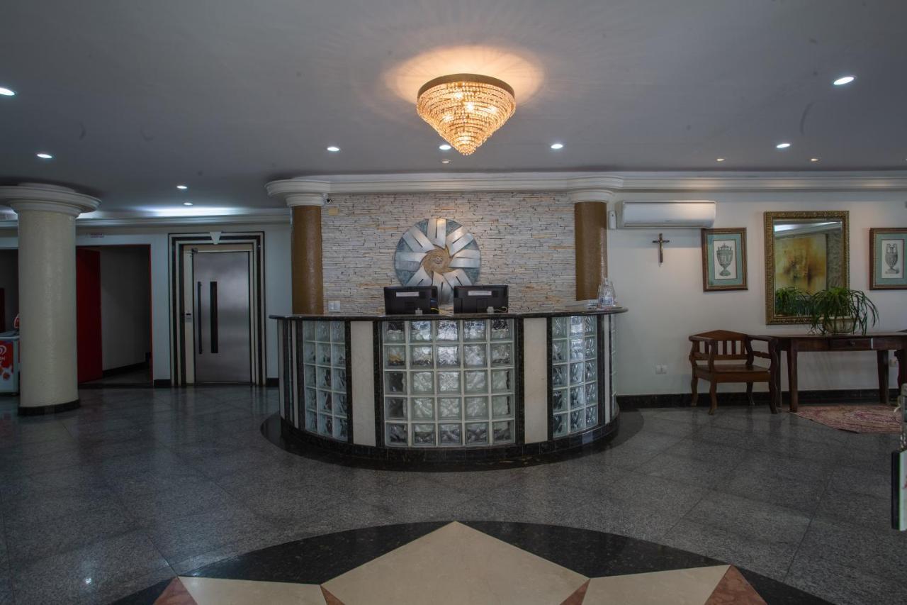 Hotel Apollo Uberlândia エクステリア 写真